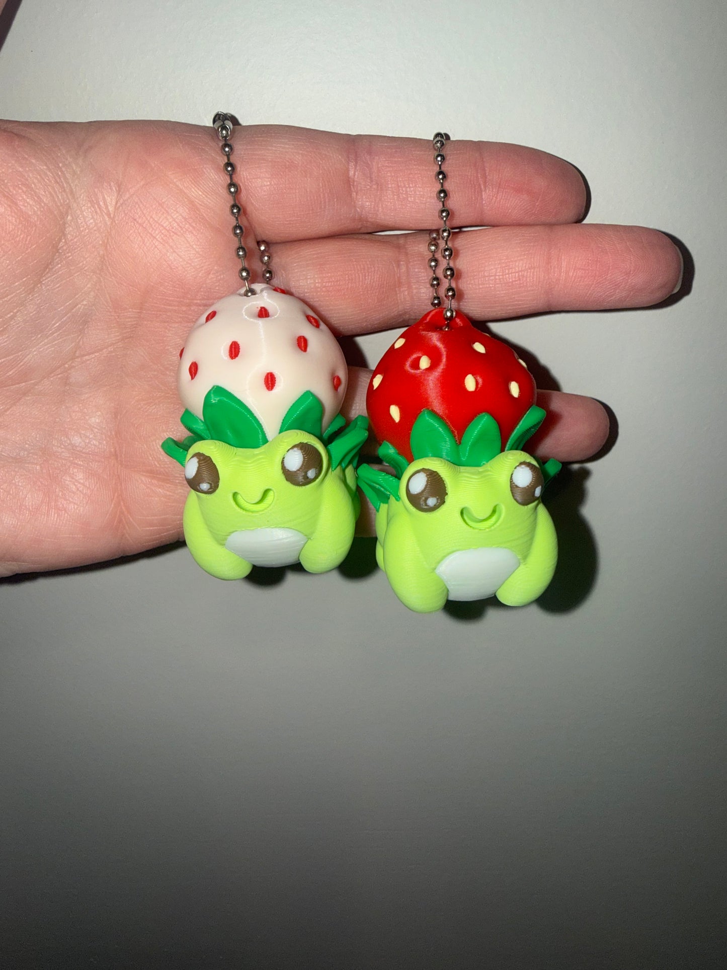 Strawberry Frog Clicker