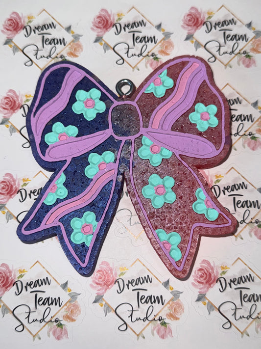 Groovy Bow Freshie
