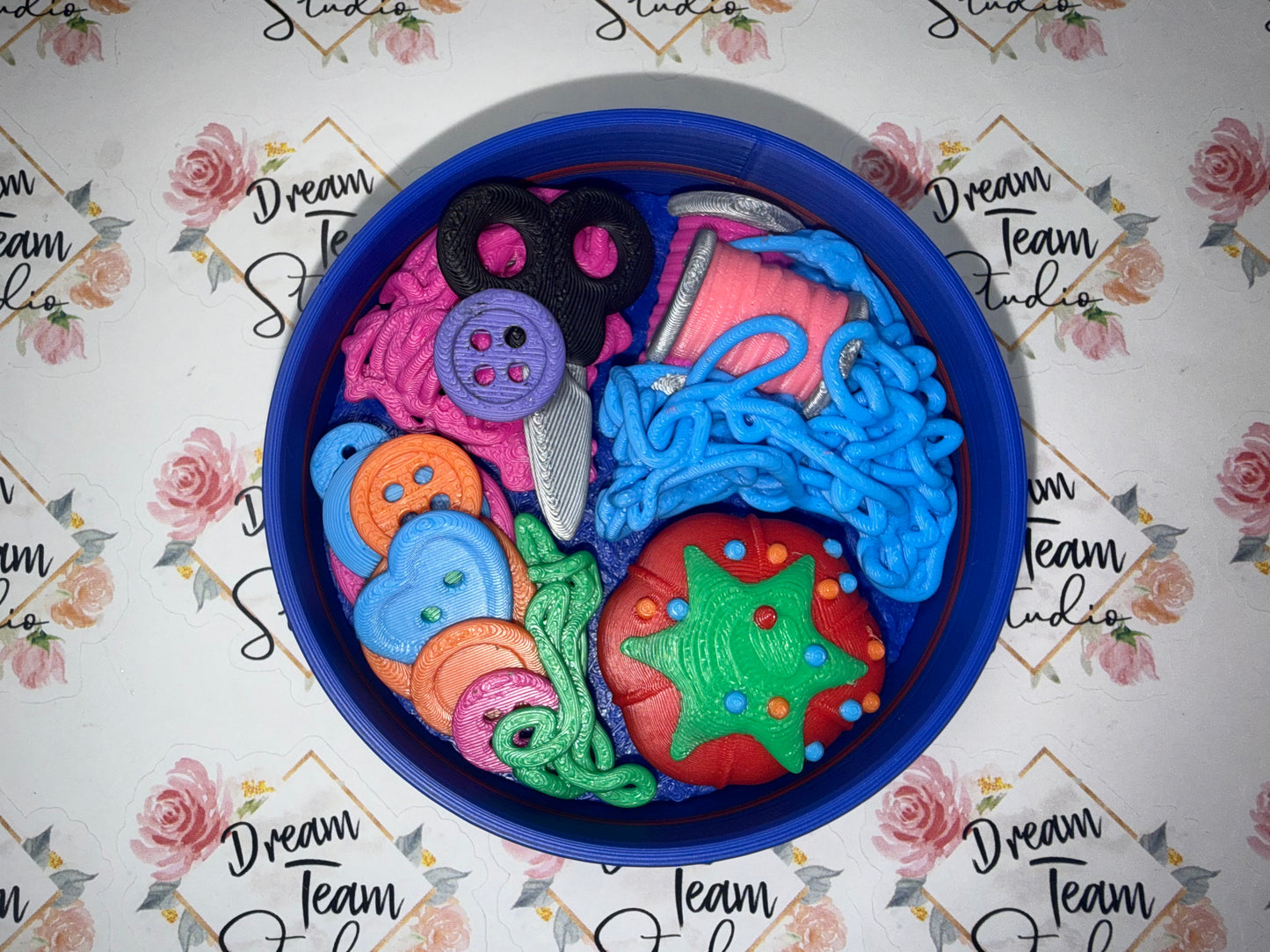 Shortbread Cookie Tin Clicker (SEWING EDITION)